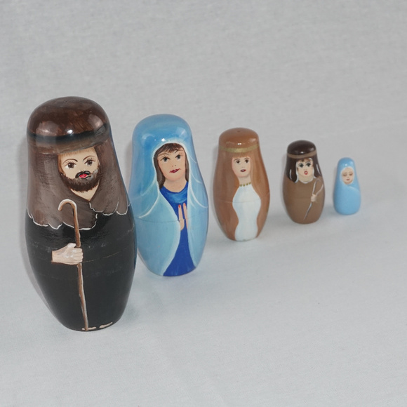 Other - Set of 5 Russian made nesting dolls